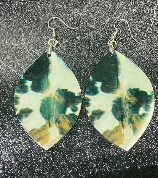 Western leaf style earrings